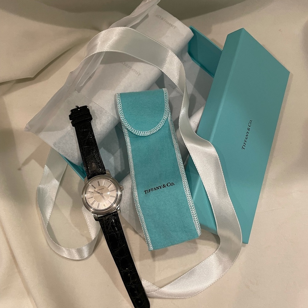Tiffany & Co. Atlas Men’s Stainless Steel Watch - Picture 14 of 14